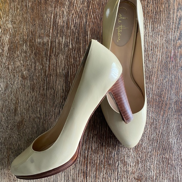 Cole Nike Air Nude Color Pumps - Picture 3 of 8